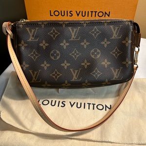 🔥 💯Authentic Pochette Accessoires NM
